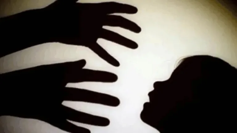 7 year old girl raped in Mumbai school premises