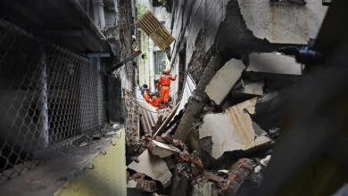 collapse of wall of three storey building