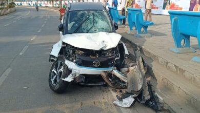 Tragic accident in Malad, a speeding car ran over a woman and she died